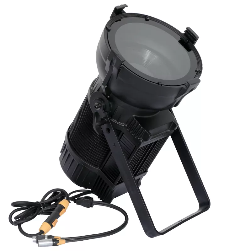 IP54 Waterproof 300W 600W LED Fresnel Light Auto Zoom 15-55° RGBAL 5in1 Die-Cast Aluminum 2700-12000K CCT CRI90+ DMX RDM Fanless Outdoor Stage Lighting Spotlight for Theater Gala Concert Church Ceremony