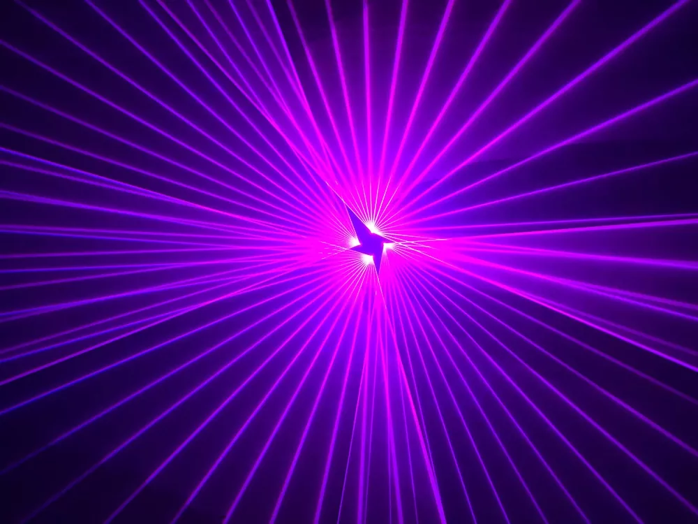 2*2 Four-head RGB Laser Array 100 Built-in Patterns 20KPPS ±20° Scanner IP61 Dustproof Analog Dimming LCD Multi DMX Channels Sound Auto Master-Slave Safety Lock 150W Stage Light Full Diode Animation Laser for Club Party Equipment Large Performance Lighting
