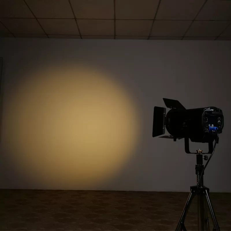 400W 600W Bi-Color 2IN1 COB Fresnel Spotlight 3000-6000K Ra≥90 Manual Auto 15-50Deg Zoom Four Dim Curve Adjustable Frequency RDM DMX Aluminum IP20 Stage Lamp Silent Pccooler Cooling Studio Equipment Indoor Wedding Theatre Spot Light Commercial Lighting Unit