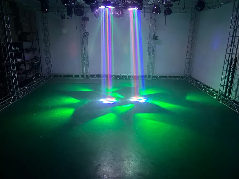 Five-pointed Star Effect Light 180W AC90-240V 14*10W RGBW LED Stripe Strobe 20Hz Flash Ultra Smooth Dimming LCD Stage Lamp Bee-eye Rotation Pixel Control Fixture Easy Truss Mount Indoor Party Lighting Unit for Party Wedding Private Event Showcase Booth Studio Pub Club Mini Stage