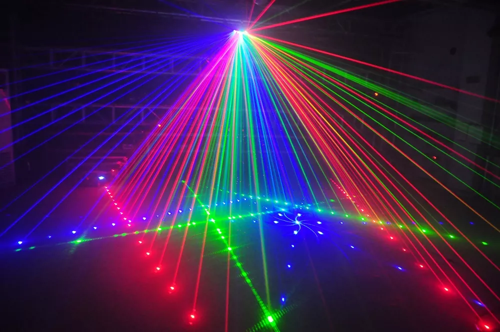 6-aperture RGB Laser 24 Patterns 1D Sector Crossing Beams 6CH DMX Black Out Sound Auto Master-Slave Key Switch 15W 100-250V Compact 2.2Kg Stage Light Multi-beam Animation Laser Indoor Entertainment Fixture for Party Venues Stage Equipment Colorful Laser Lighting
