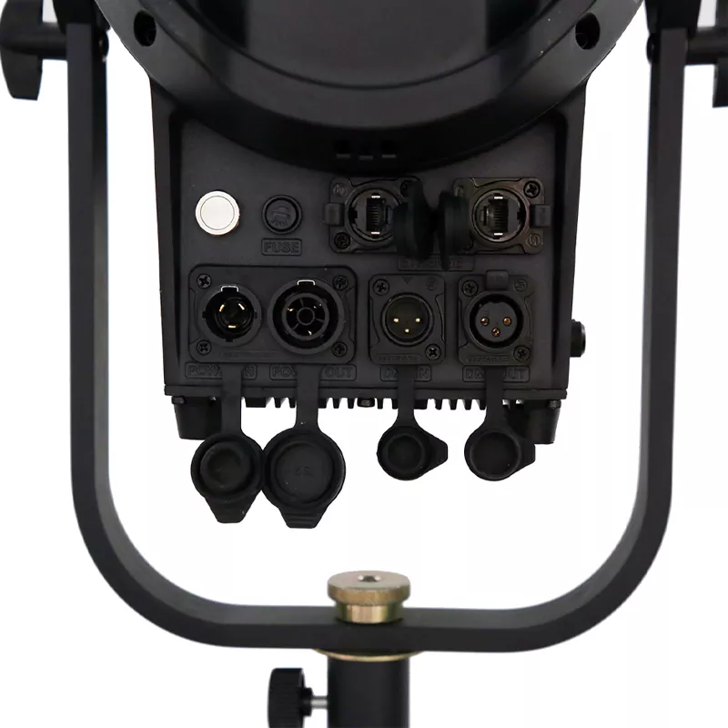 2 600W RGBALC 6IN1 COB Profile Spot 1850-20000K Ra≥95 Multi Opt 19~70Deg Manual Focus 4 Dim Curve 600-40000Hz DMX RDM Art-Net sACN IP65 Aluminum Stage Light Long Lifespan Outdoor Equipment Professional Theatre Broadcast Lighting Unit for Large Event Commercial Stage Installation
