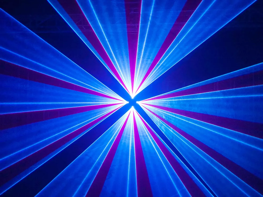 2*2 Four-head RGB Laser Array 100 Built-in Patterns 20KPPS ±20° Scanner IP61 Dustproof Analog Dimming LCD Multi DMX Channels Sound Auto Master-Slave Safety Lock 150W Stage Light Full Diode Animation Laser for Club Party Equipment Large Performance Lighting