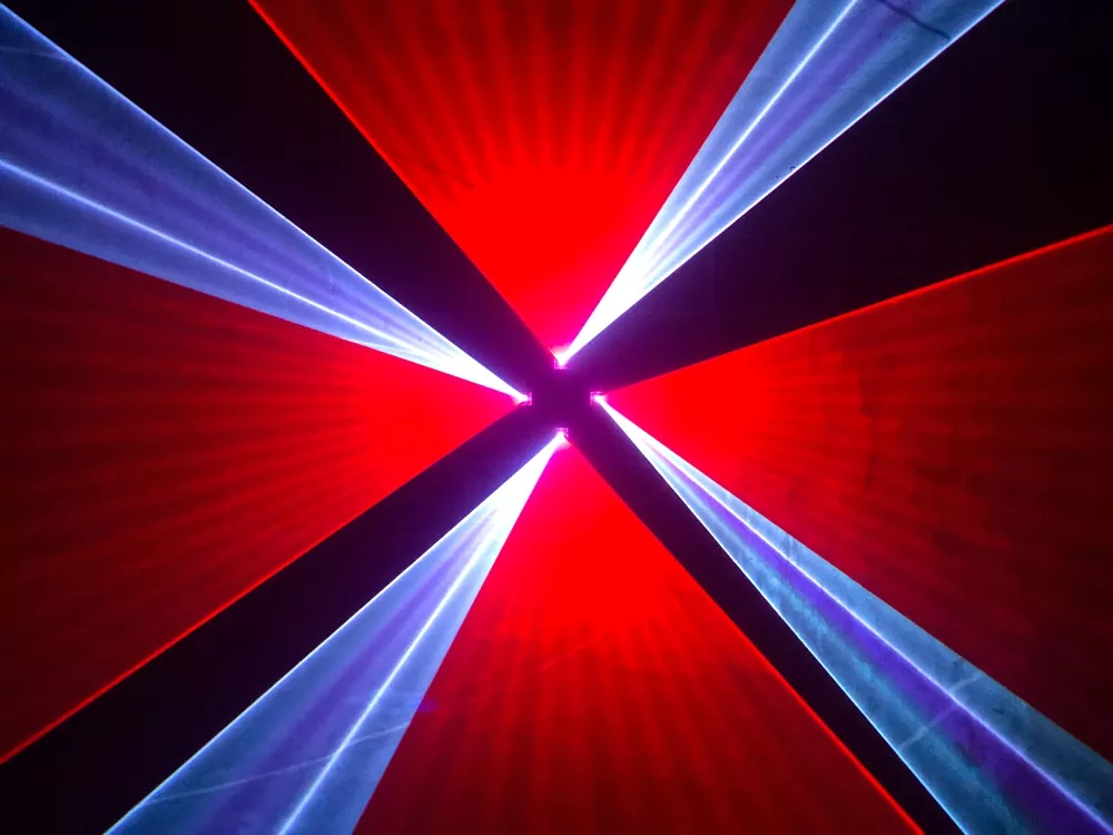 2*2 Four-head RGB Laser Array 100 Built-in Patterns 20KPPS ±20° Scanner IP61 Dustproof Analog Dimming LCD Multi DMX Channels Sound Auto Master-Slave Safety Lock 150W Stage Light Full Diode Animation Laser for Club Party Equipment Large Performance Lighting