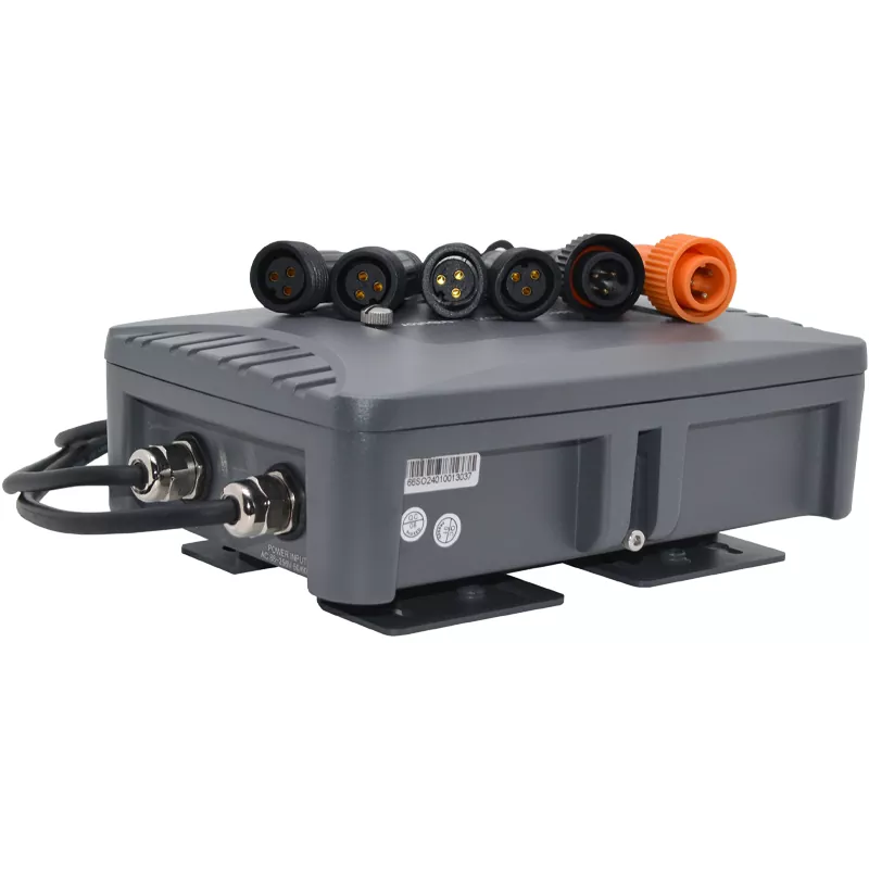 2/4/6 Way RDM Distributor Bidirectional Transfer Full Electrical Isolation Waterproof XLR Independent Driver LED Indicator Cast Aluminum UV Resist Wide AC88-256V Outdoor DMX Amplifier Multi-Channel Outdoor RDM Splitter DMX512 Amplifier for Landscape Event Light Outdoor Professional Lighting Equipment