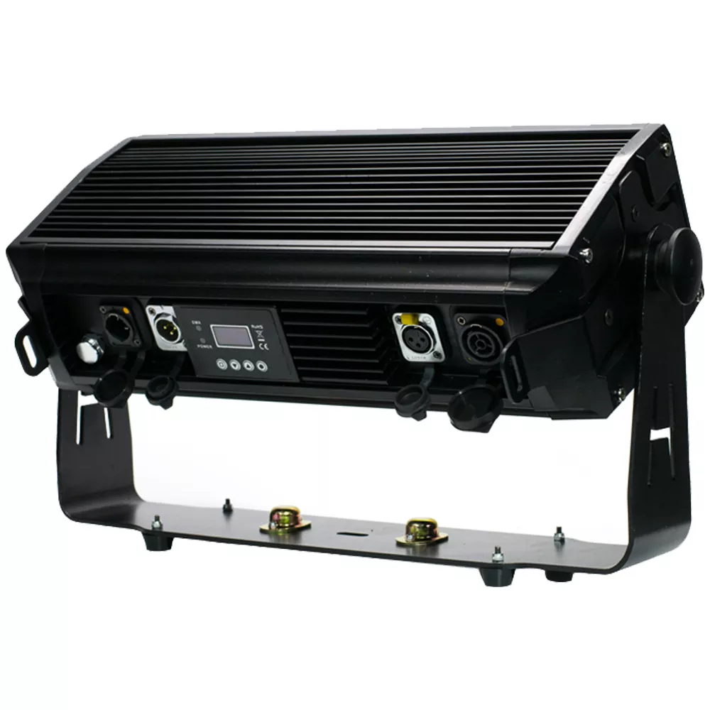 3 288PCS RGB Waterproof Seg Strobe Light 105W DMX 120° Wide Beam OLED Screen Outdoor Stage Fixture Individual Segmented Pixel Control 20000H Long Lifespan Sync Equipment Outdoor Event Landscape Performance Light for Ceremony City Square Evening Gala Stage