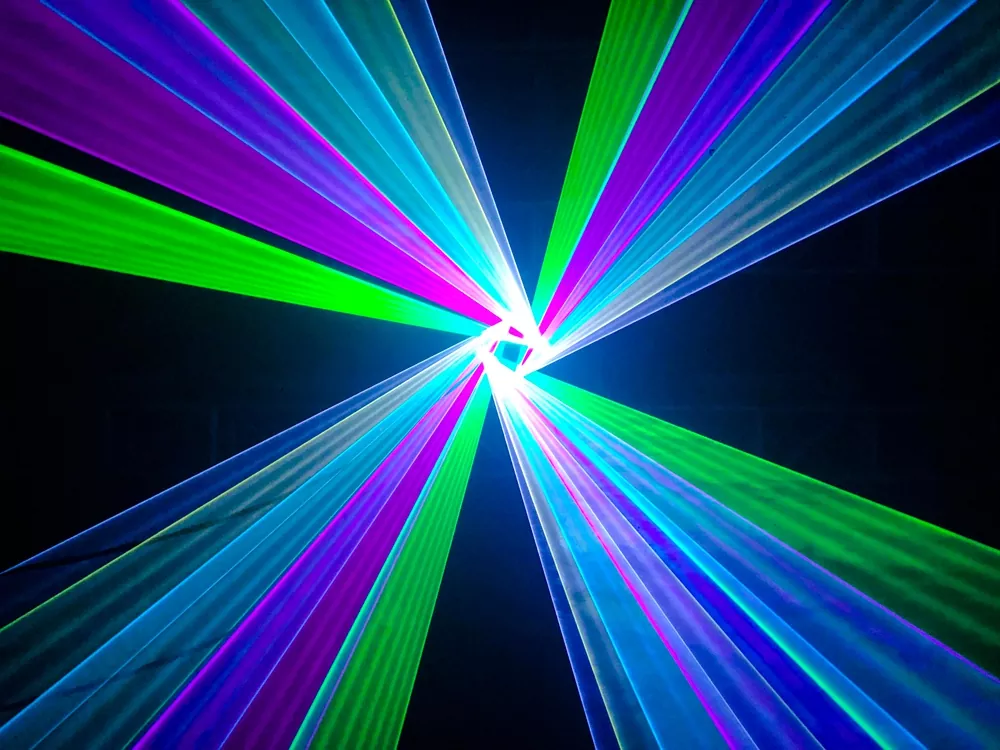 36 2*2 Four-head RGB Laser Array 100 Built-in Patterns 20KPPS ±20° Scanner IP61 Dustproof Analog Dimming LCD Multi DMX Channels Sound Auto Master-Slave Safety Lock 150W Stage Light Full Diode Animation Laser for Club Party Equipment Large Performance Lighting