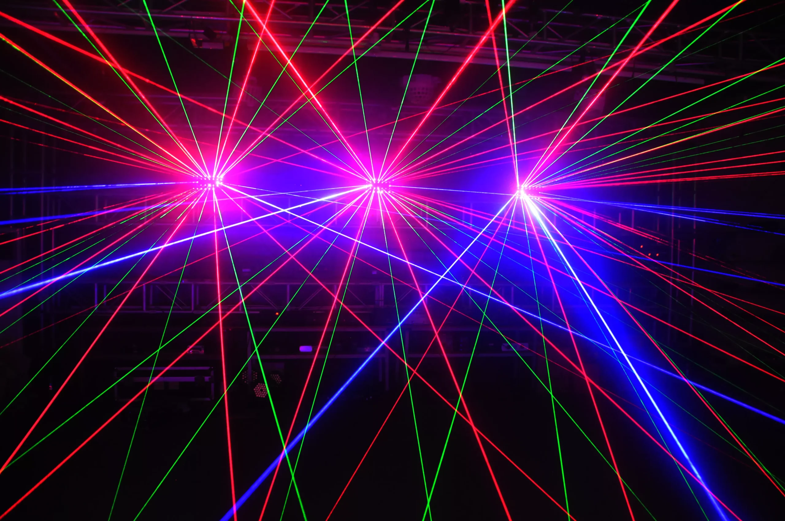 40-beam Laser Red RGB Array 5×8 Layout 50°Horizontal 30°Vertical Scan Single-mode Diode 41CH DMX Sound Auto Manual Key Interlock 50W Compact 2.9Kg Stage Light Matrix Small Divergence Universal Voltage Laser Projector for Large Performance Venues Entertainment Lighting Equipment
