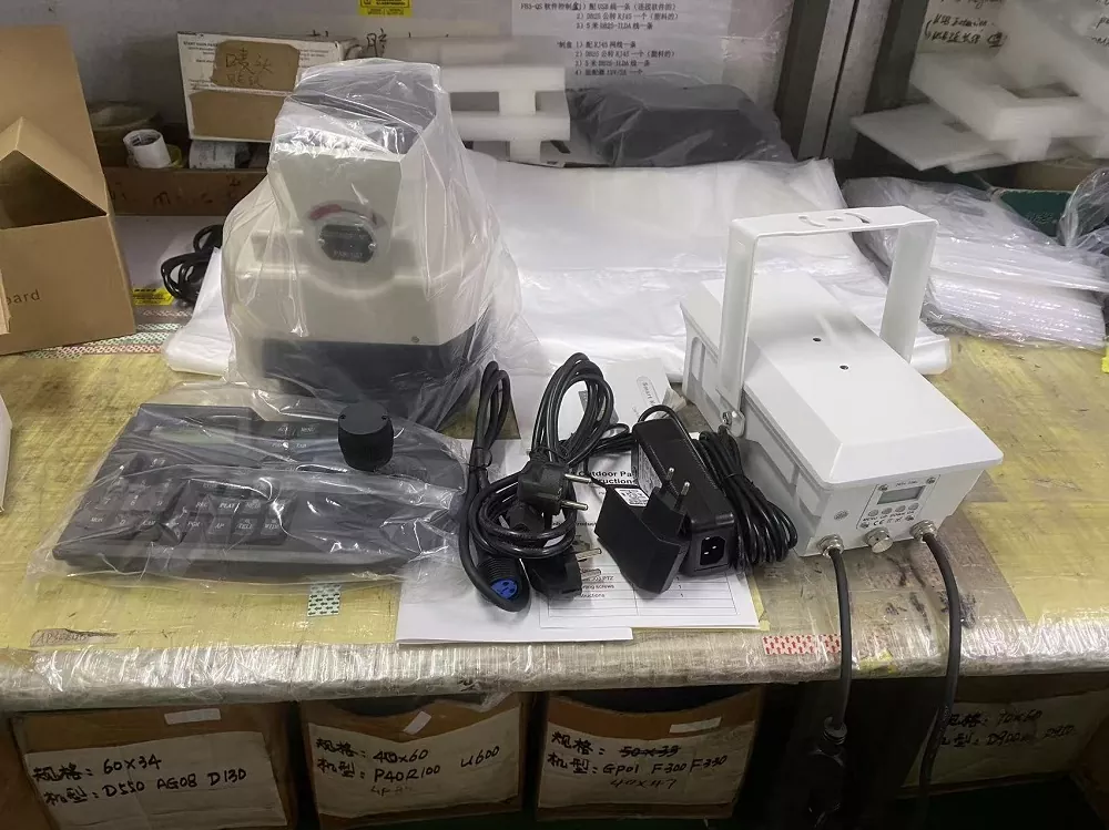 产品 (6) 1W/2W/3W Green Bird Laser Scaring Animal Road Guide Laser 525nm IP65 10000H Lifespan Master-slave Sync Waterproof Light Waterproof Signal Connectors Fixture Narrow Beam Long Distance Outdoor Traffic Road Safety Laser Unit for Parking Agriculture Farmland Airport Planting Highway Tunnel Entrance