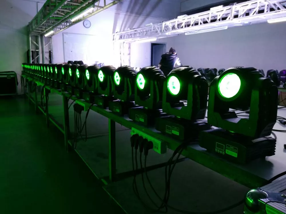 60W RGBW 4in1 Mini LED Beam Moving Head DMX 11° Narrow Beam IR Remote Stage Light Eight Built-in Auto Programs Ultra Compact Light Low Power High Bright Indoor Mini Spot Omega Bracket Easy Truss Mount Rental Performance Lamp for Booth Banquet Mini Stage Rental Lounge Bar
