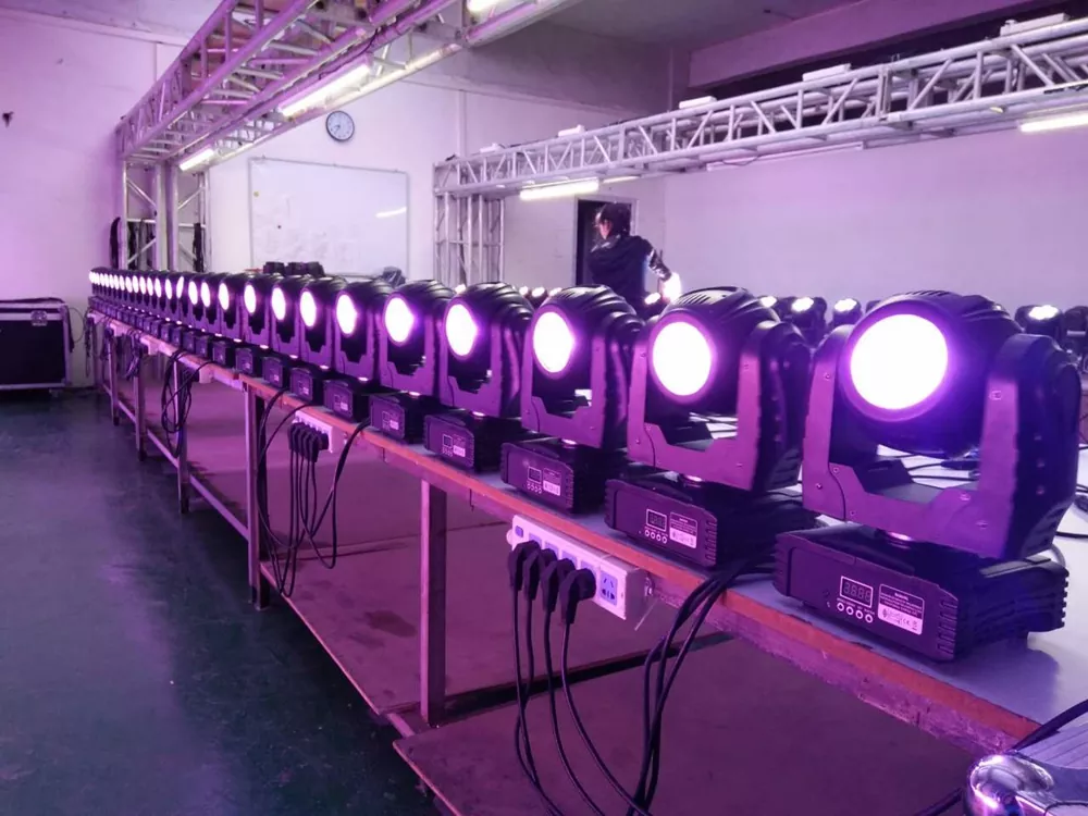 60W RGBW 4in1 Mini LED Beam Moving Head DMX 11° Narrow Beam IR Remote Stage Light Eight Built-in Auto Programs Ultra Compact Light Low Power High Bright Indoor Mini Spot Omega Bracket Easy Truss Mount Rental Performance Lamp for Booth Banquet Mini Stage Rental Lounge Bar