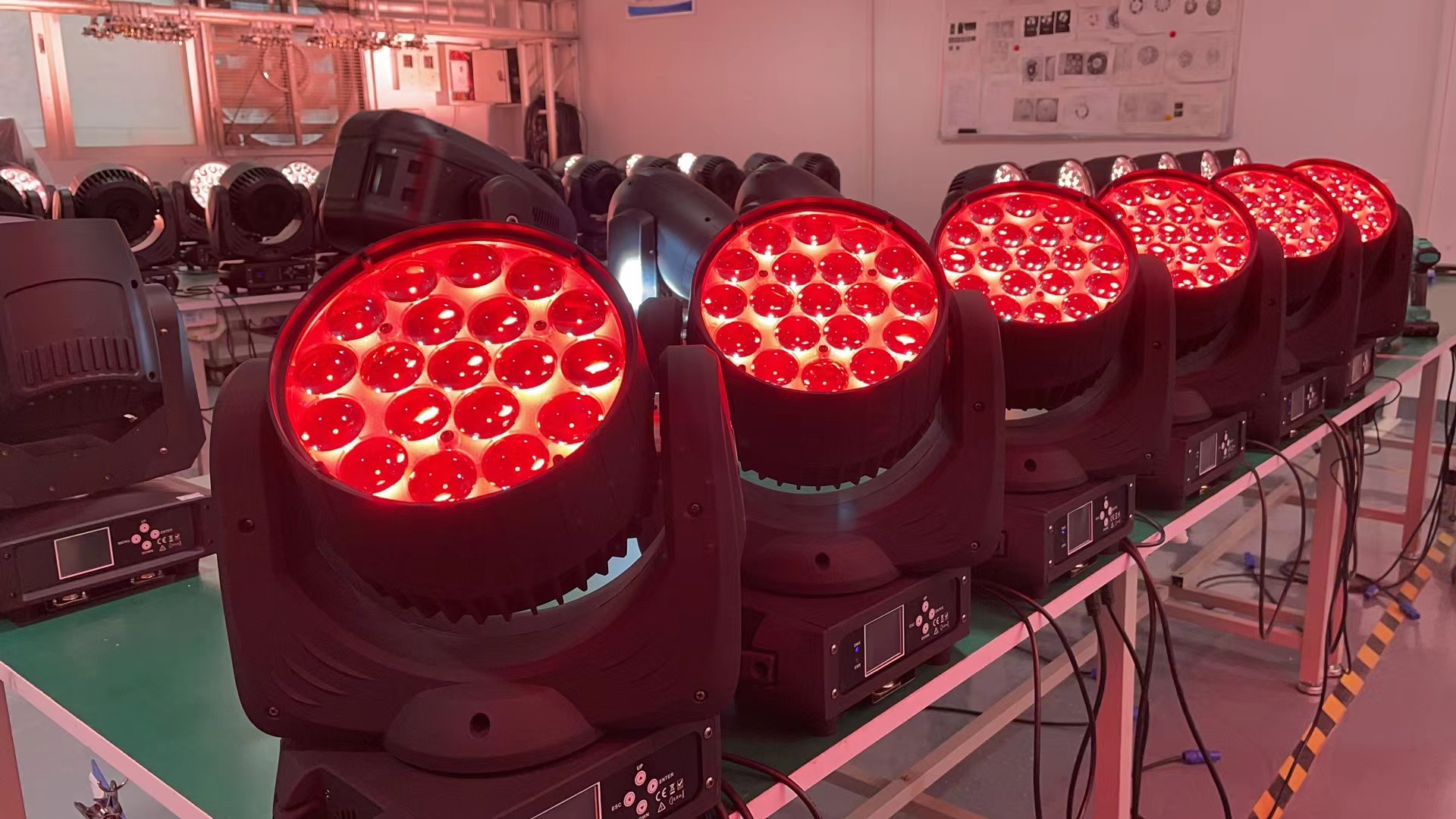微信图片_20231027101736 19*15W RGBW Zoom Wash Moving Head 300W DMX 6-50° Beam Blue LCD Auto Sound Master-slave Stage Light DMX Programming Rental Performance Lamp Indoor Theater Disco TV Studio Lighting Gear for Musical Launch Event Wedding Performance Sage
