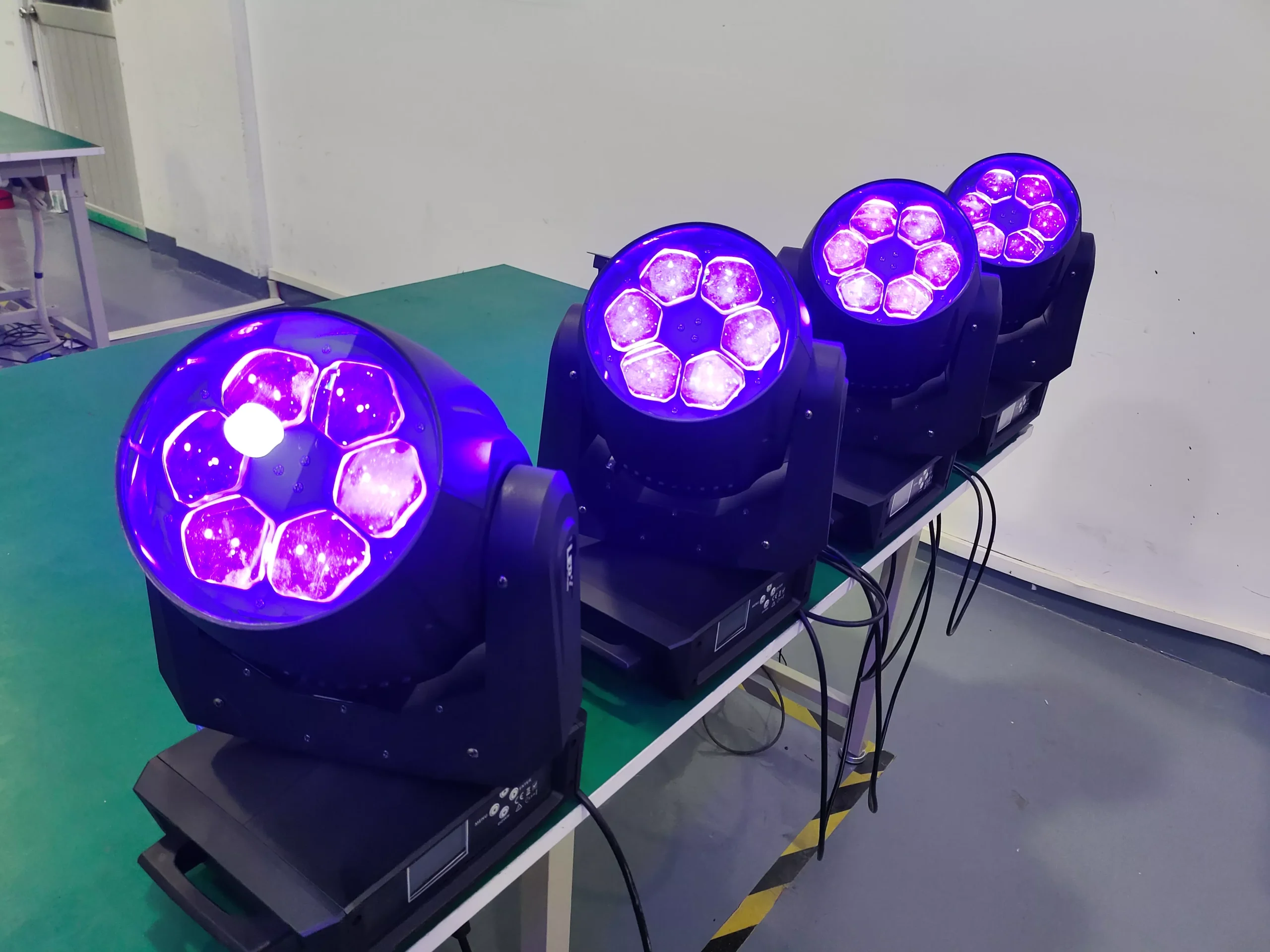 6*40W RGBW Bee Eye Zoom Moving Head 10/17 DMX Zoom 2.4inch LCD IP20 Stage Light 50000H Long Lifespan Beam Wash Fixture Performance Lamp Indoor Professional Stage Equipment for Celebration Party Gala Concert Entertainment Events
