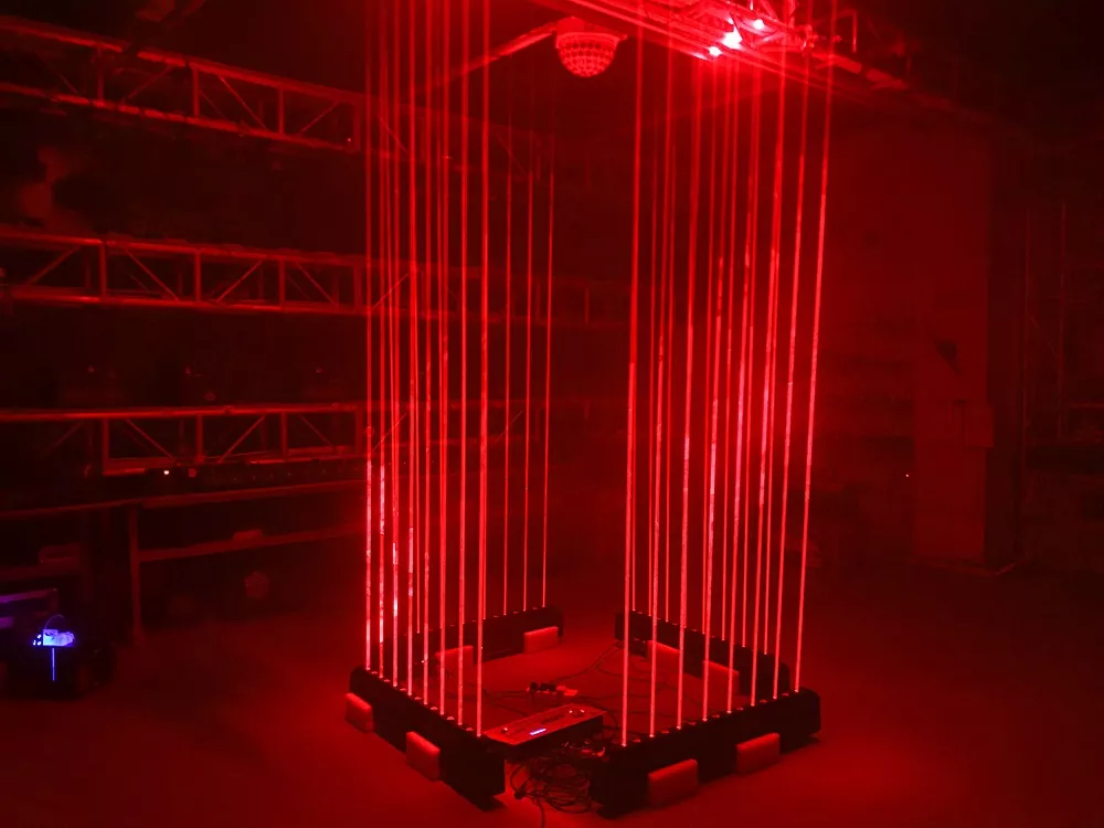 8-eye Red Swing Moving Laser 500mW 650nm 180° Scan 15/17CH DMX Sound Auto Master-Slave Lattice Water Flow Strobe Dimming 80W Wide Temp Indoor Stage Light Entertainment Venues Stage Fixture Indoor Animation Laser Light for Banquet Dance Halls Live Music Party Club