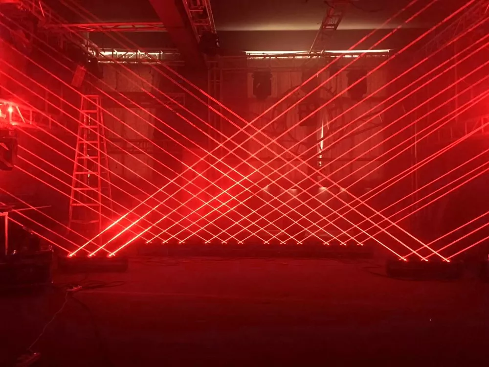 效果 (6) Six-head Red Swing Moving Head Laser 500mW Semiconductor TTL Modulation 240° Y-axis 11/19/24CH DMX Sound Auto Master-Slave Skynet Flow Strobe Effects 180W Indoor Stage Light Entertainment Fixture Indoor Performance Equipment for Bar KTV Banquet Hall Dance Studio Live Music Party Club