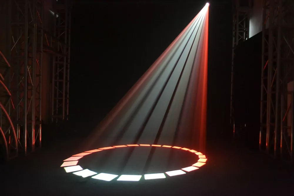 250W LED Moving Head Spot Zoom Wash 17/20 DMX Channels 540° 270° 16bit Scan 7-35° Zoom 8 Colors 11 Static 7 Rotating Gobos 3-facet Prism RDM Stage Light Bi-directional Prism Lighting Fixture Lightweight Indoor Performance Equipment for Stage Entertainment Use