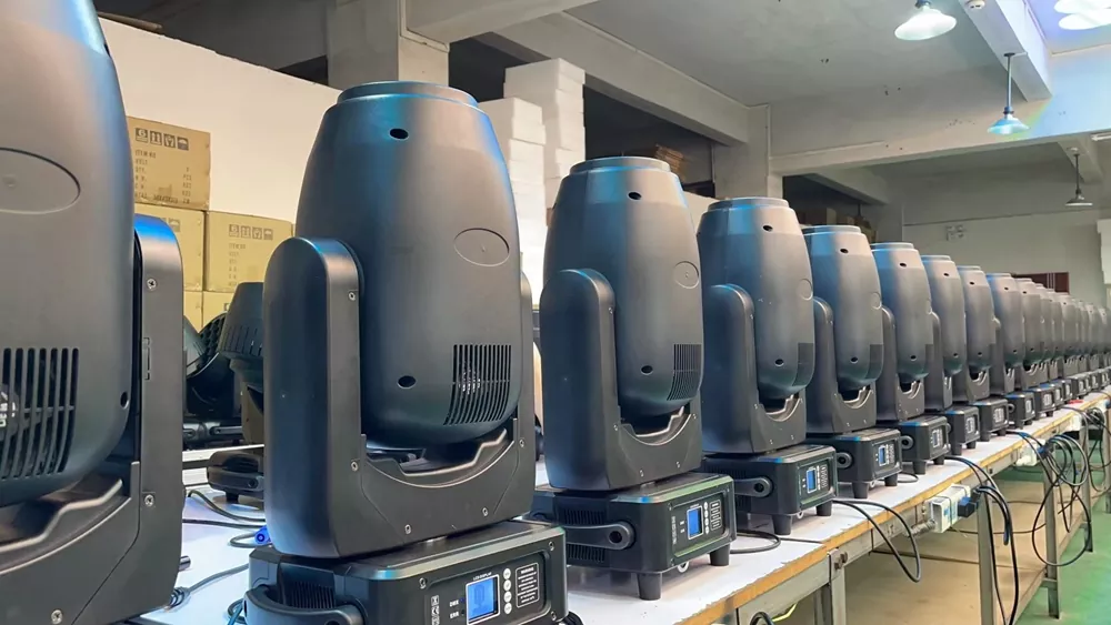 250W LED Moving Head Spot Zoom Wash 17/20 DMX Channels 540° 270° 16bit Scan 7-35° Zoom 8 Colors 11 Static 7 Rotating Gobos 3-facet Prism RDM Stage Light Bi-directional Prism Lighting Fixture Lightweight Indoor Performance Equipment for Stage Entertainment Use