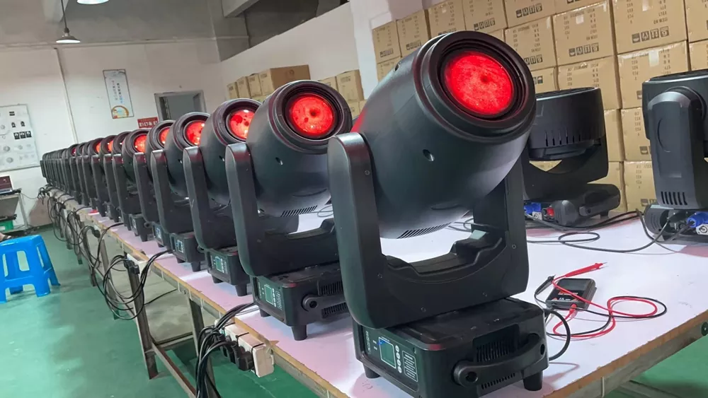 250W LED Moving Head Spot Zoom Wash 17/20 DMX Channels 540° 270° 16bit Scan 7-35° Zoom 8 Colors 11 Static 7 Rotating Gobos 3-facet Prism RDM Stage Light Bi-directional Prism Lighting Fixture Lightweight Indoor Performance Equipment for Stage Entertainment Use