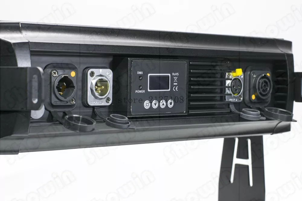 288PCS RGB Waterproof Seg Strobe Light 105W DMX 120° Wide Beam OLED Screen Outdoor Stage Fixture Individual Segmented Pixel Control 20000H Long Lifespan Sync Equipment Outdoor Event Landscape Performance Light for Ceremony City Square Evening Gala Stage