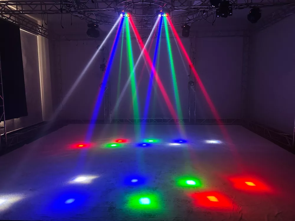 8 Eyes RGBW Spider Moving Head Light 40W Ultra Smooth Dimming Dual 60-150° Scan Stage Effect Lamp Synchronous Fixture Mini Ultra Light Easy Truss Mount Indoor Party KTV Lighting Unit for Disco Room Art Performance Fashion Show Cocktail Event Rental Booth Mini Stage
