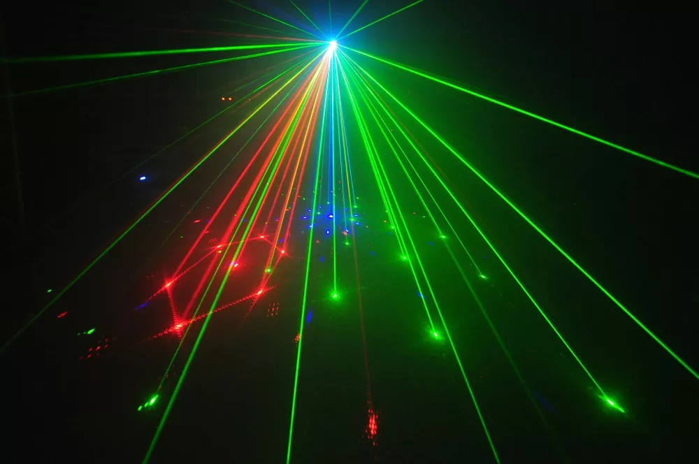3-aperture RGB Laser 24 Patterns Stereoscopic Beam 4CH DMX Black Out Sound Auto Master-Slave Key Switch 10W 100-250V Compact 1.3Kg Portable Stage Light Mini RGB Laser Fixture for Disco KTV Bar Party Entertainment Lighting Indoor Venues