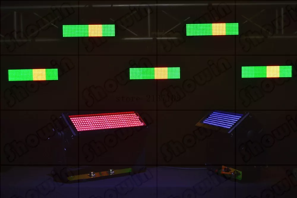 288PCS RGB Waterproof Seg Strobe Light 105W DMX 120° Wide Beam OLED Screen Outdoor Stage Fixture Individual Segmented Pixel Control 20000H Long Lifespan Sync Equipment Outdoor Event Landscape Performance Light for Ceremony City Square Evening Gala Stage