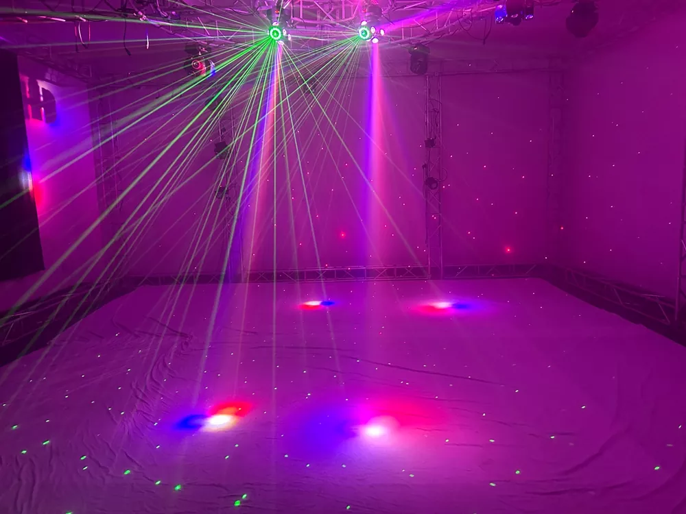 Double Arm Hot Wheel LED Strip Stage Light 160W AC90-240V 19 DMX 8x10W RGBW Dual 30mW RG Laser 2-3° Narrow Beam Fixture Fan Cool Equipment Indoor Disco KTV Party Lamp Multi Macro Rotate Beam Laser Strip Strobe Daisy Chain Lighting Unit for Jazz Lounge Gaming Bash Fair Hotel Cocktail Party Wedding Events Livehouse Show Mini Stage