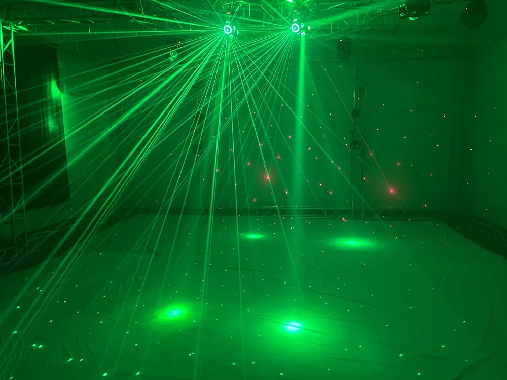 Double Arm Hot Wheel LED Strip Stage Light 160W AC90-240V 19 DMX 8x10W RGBW Dual 30mW RG Laser 2-3° Narrow Beam Fixture Fan Cool Equipment Indoor Disco KTV Party Lamp Multi Macro Rotate Beam Laser Strip Strobe Daisy Chain Lighting Unit for Jazz Lounge Gaming Bash Fair Hotel Cocktail Party Wedding Events Livehouse Show Mini Stage